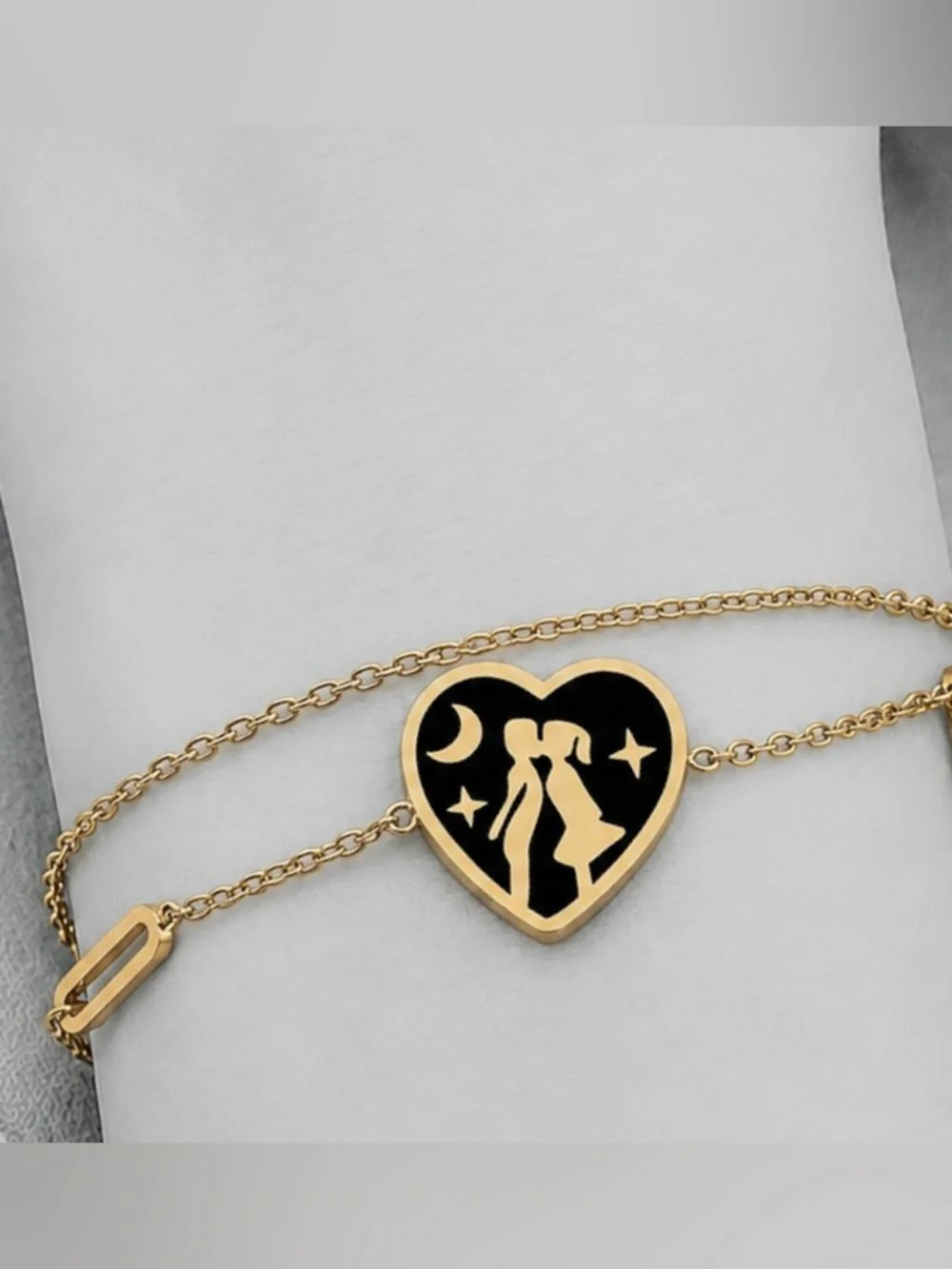 Schoolyard Crush~ Little Lovers First Kiss Puppy Love Child Romance Heart Bangle